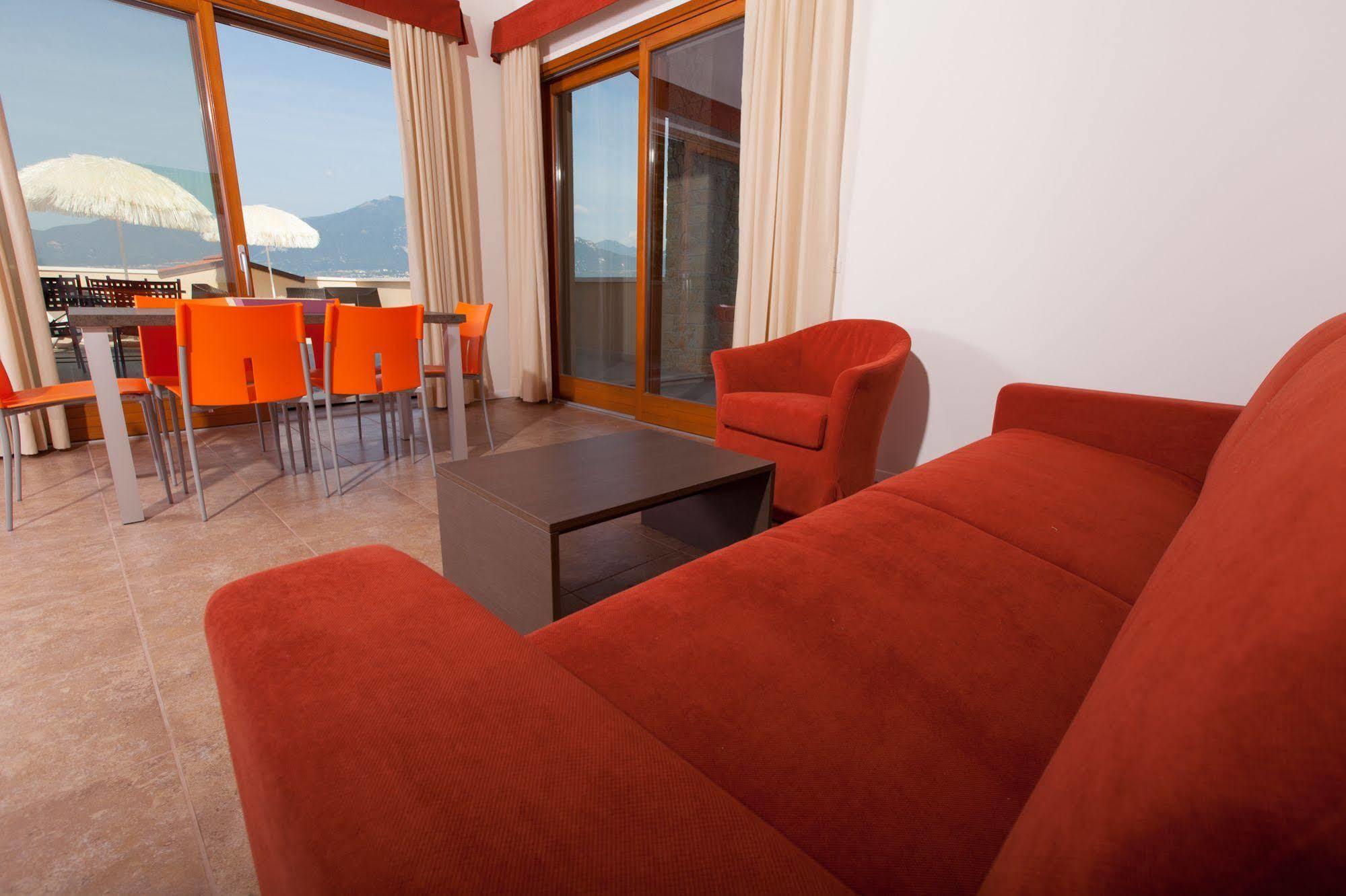 Residence La Corte Danese Торри-дель-Бенако Экстерьер фото